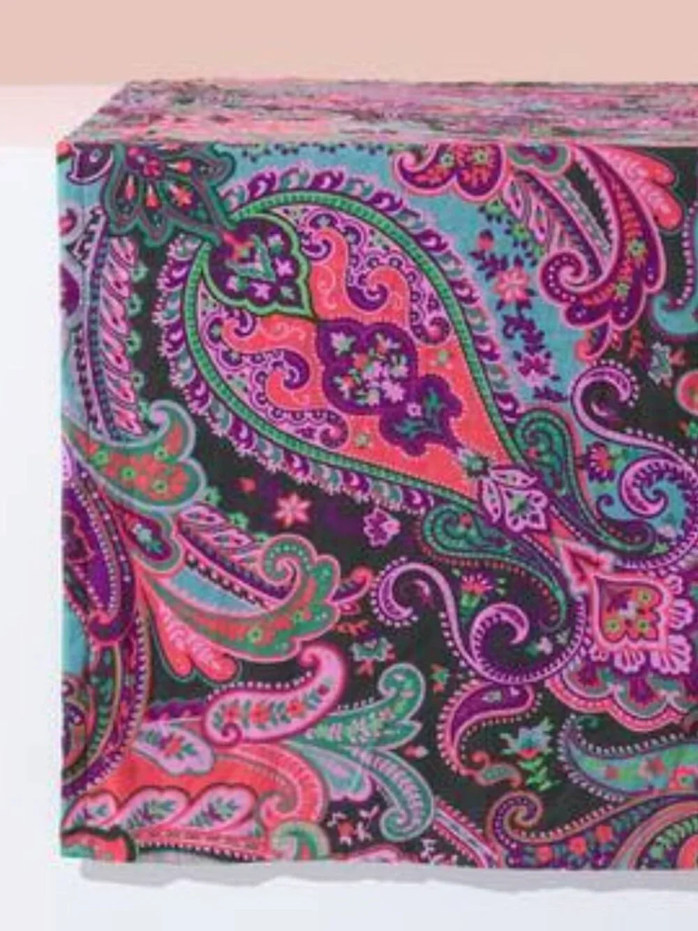 ZARA Beach Collection Paisley Border Beach Towel Fuchsia